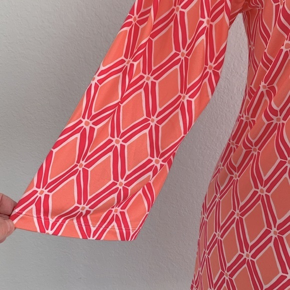 Viv & Lou Diamond Print Shift Dress - Picture 5 of 11